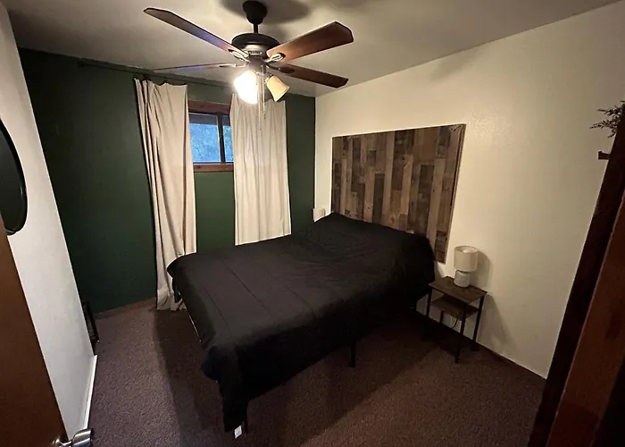Pet Friendly Two Bedroom Near Tonto National Forest In Arizona Holiday home